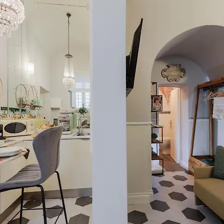 Busdraghi Studio, A Stylish Along Via Fillungo