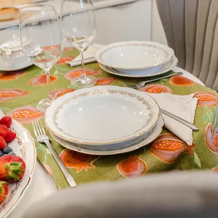 Busdraghi Studio, A Stylish Along Via Fillungo